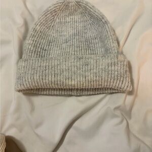 American Eagle Outfitters Gray Knit Beanie